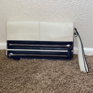 Coach Large Wristlet Excellent Condition